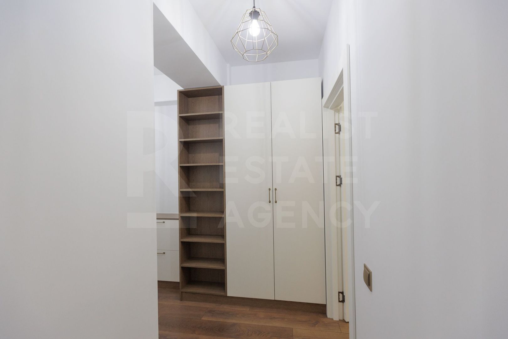 Vânzare, apartament, 2 camere, str. Calea Ieșilor, Sculeni - Poză 8