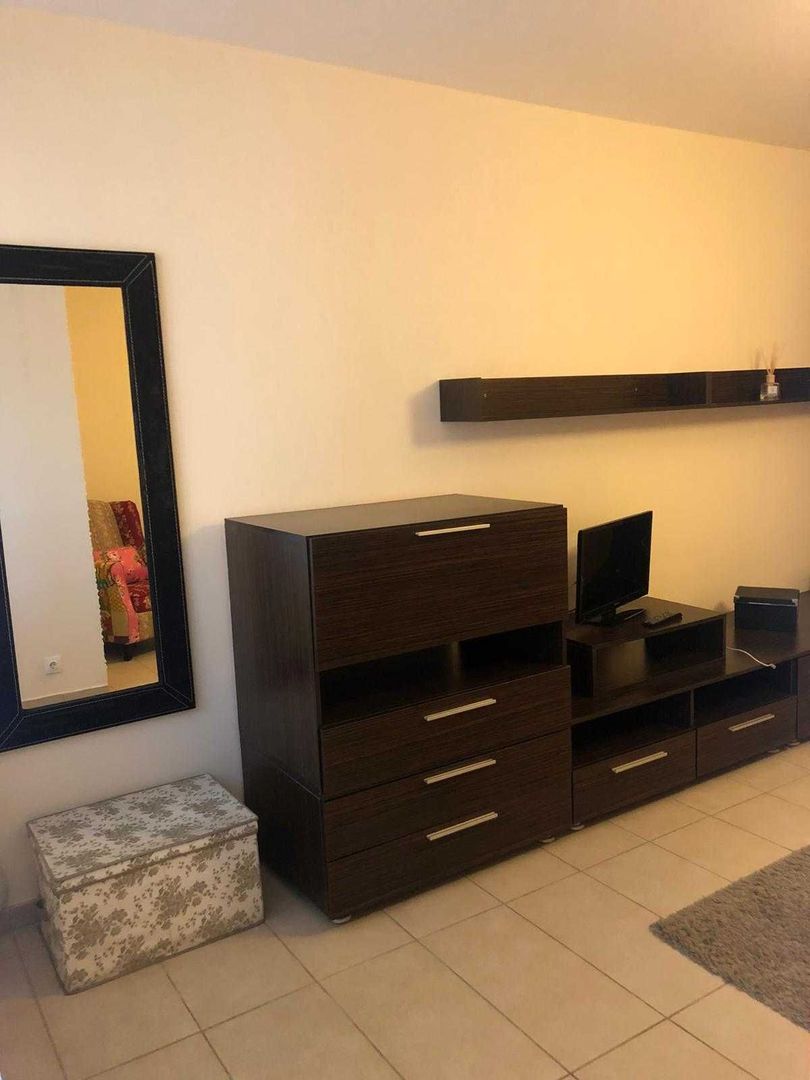 GARSONIERA  COCHETA  ZONA VATRA LUMINOASA - Poză 4