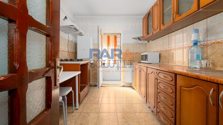 Apartament la etajul 1, semimobilat - Poză 5
