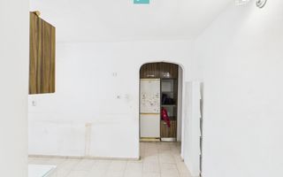 APARTAMENT 3 CAMERE DE VÂNZARE – VELENȚA, CFR - Poză 2