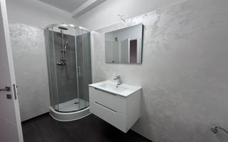 Apartament cu 3 camere de vânzare în Dumbravita - Poză 12