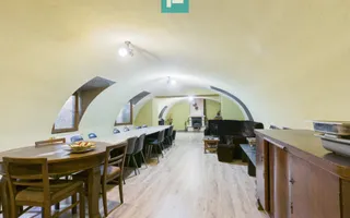 Casă ultracentrală cu 6 camere pentru investiții - Poză 16