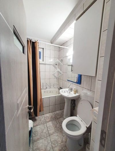 De închiriat – Apartament 2 camere decomandat | Metrou 1 Decembrie 191 - Poză 7