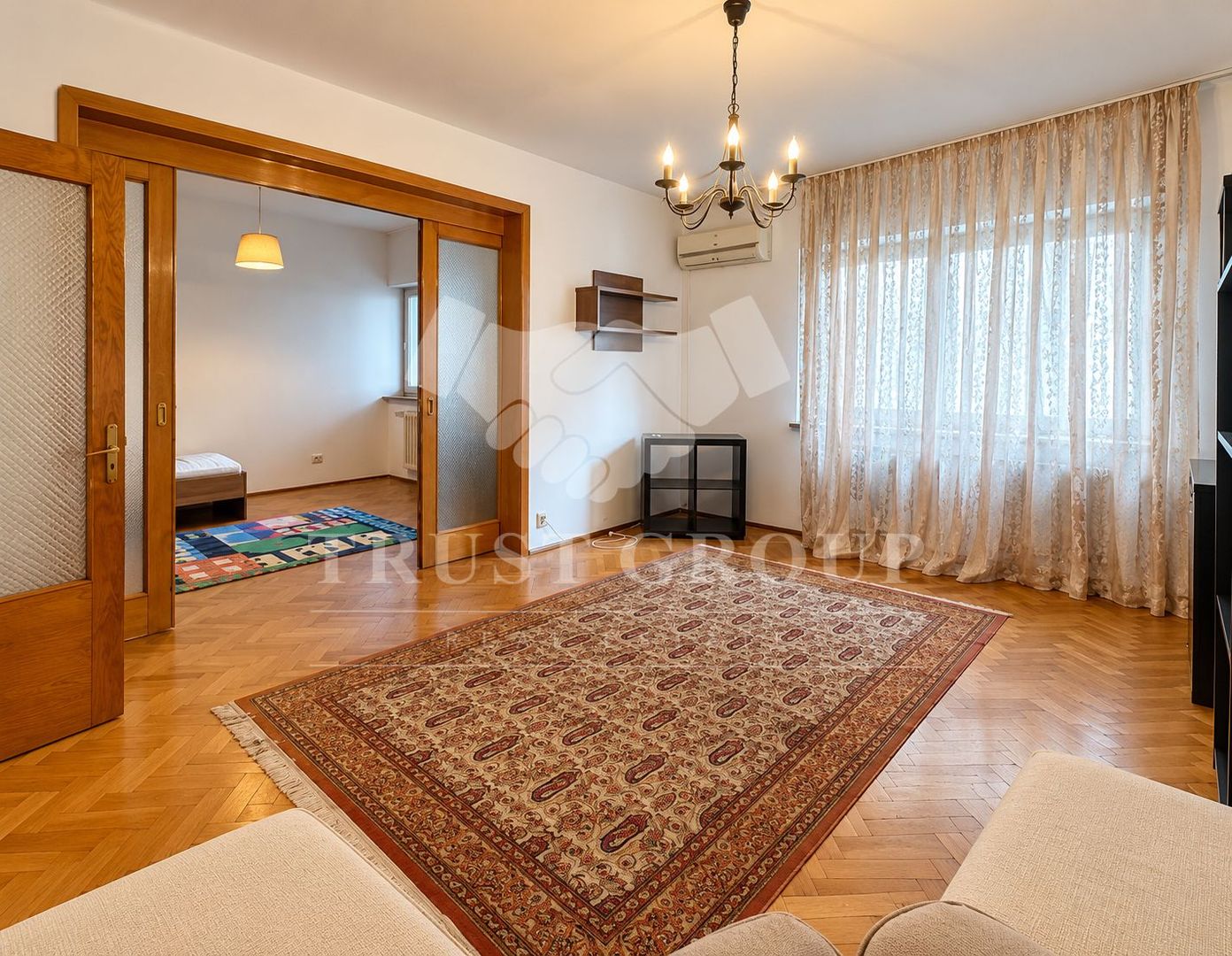Apartament 3 camere Victoriei - Imobil 1974 - Poză 2