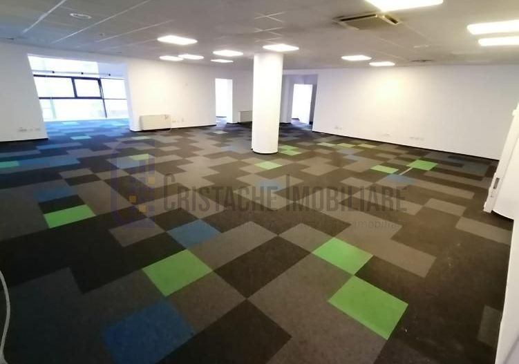 Spatiu birouri, suprafate intre 550 mp si 660 mp, Universitate - Poză 1