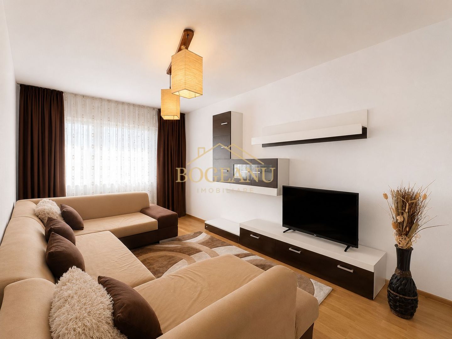 BG190-Apartament 3 camere,Mobilat-Utilat,58 mp utili- Zona Nord - Poză 1