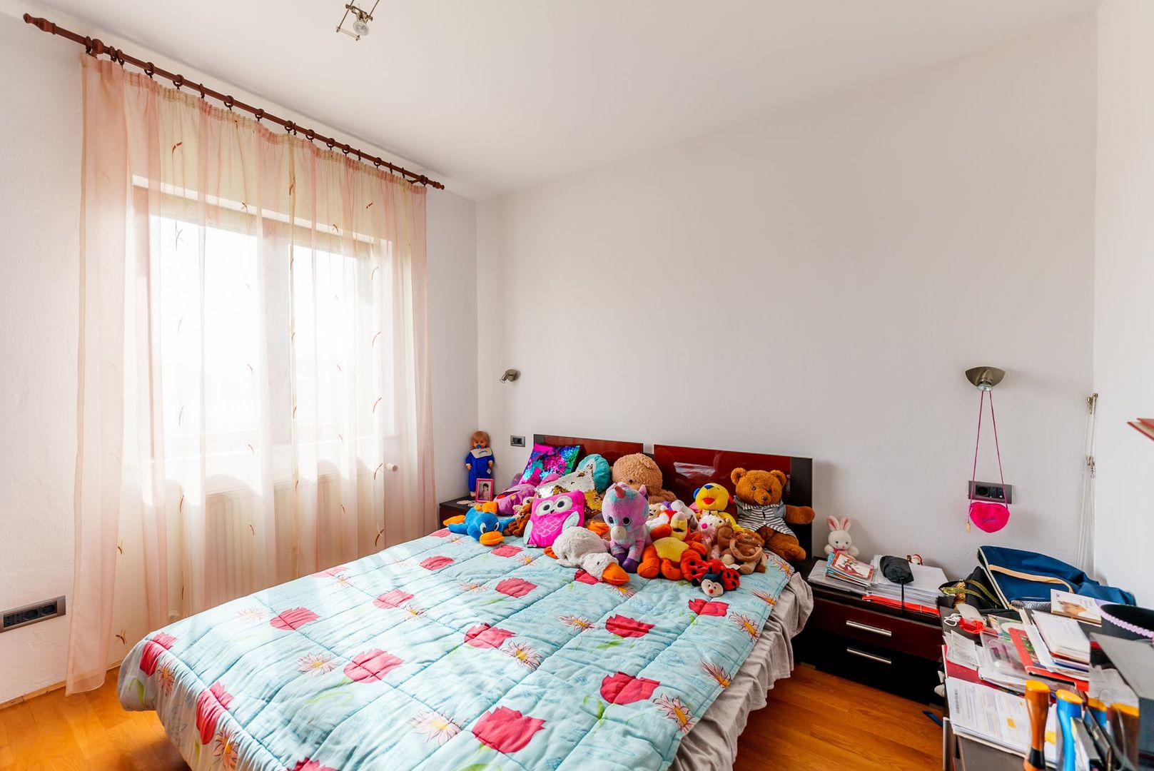 Vilă elegantă tip mediteranean în Zimandul Nou - Poză 9