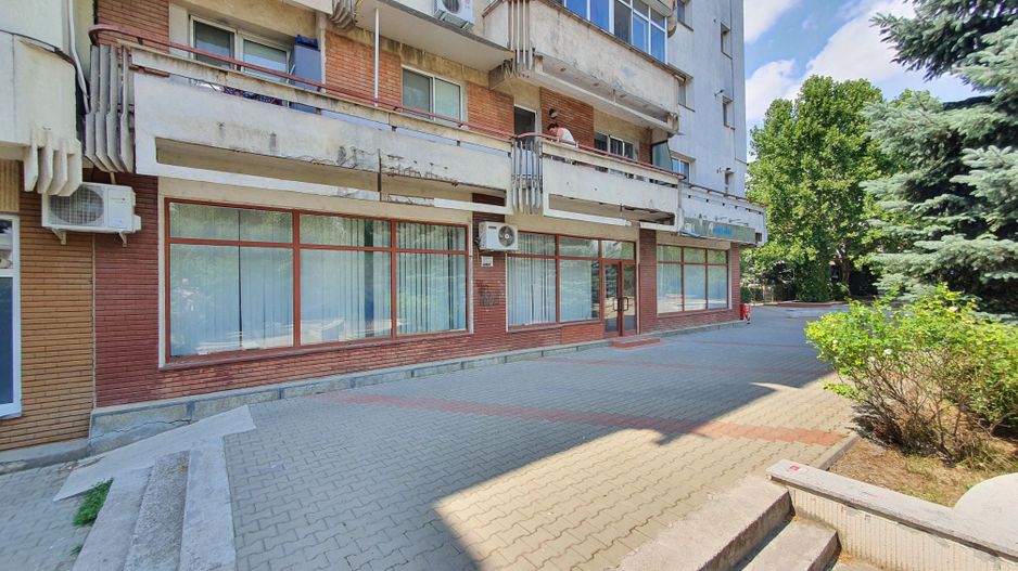 DE ÎNCHIRIAT - Spațiu comercial 145 mp, zona CARTIER; - Poză 2