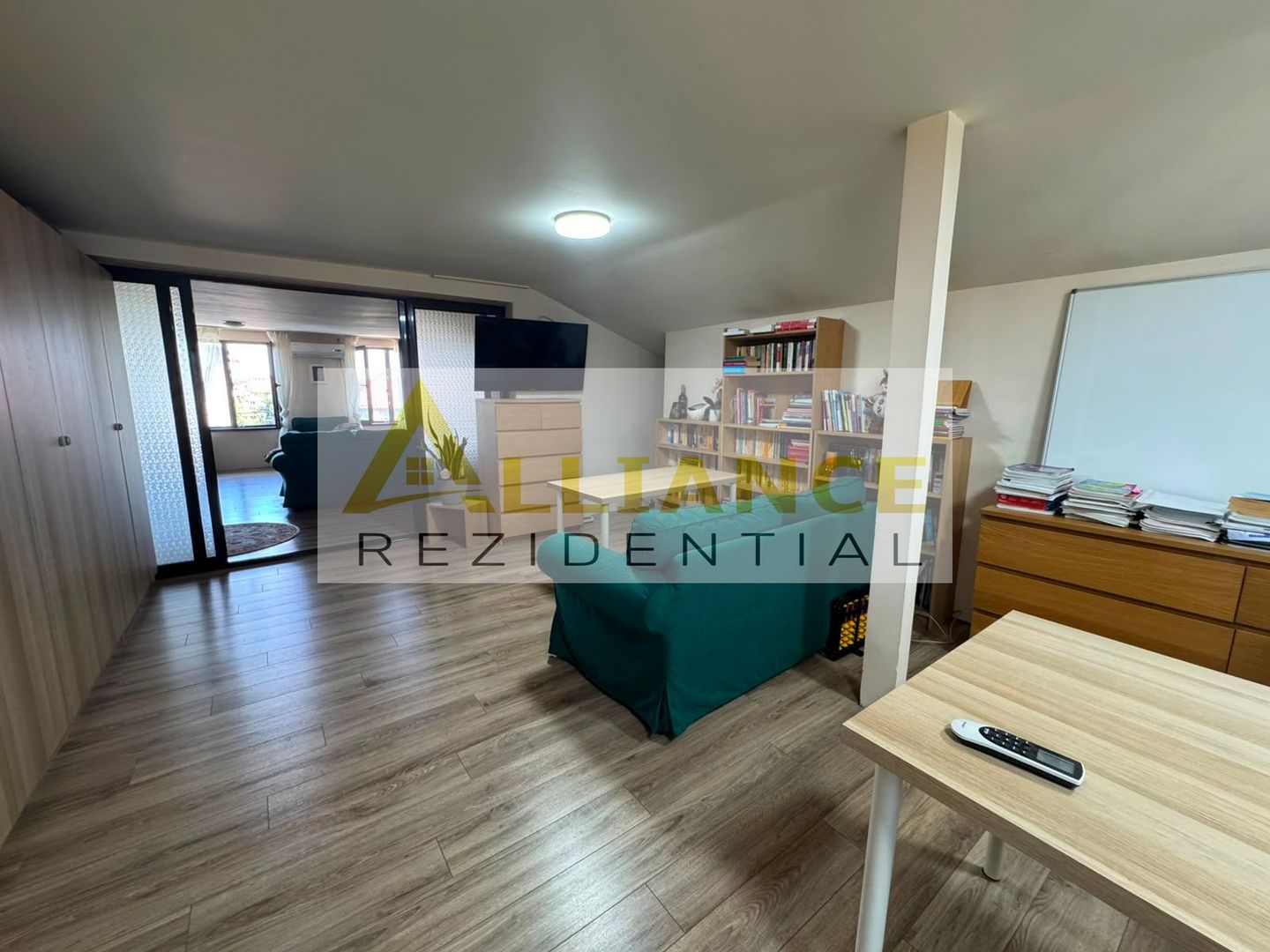 Vila individuala 7 camere - 3 bai { Strada Orizontului } - Poză 18