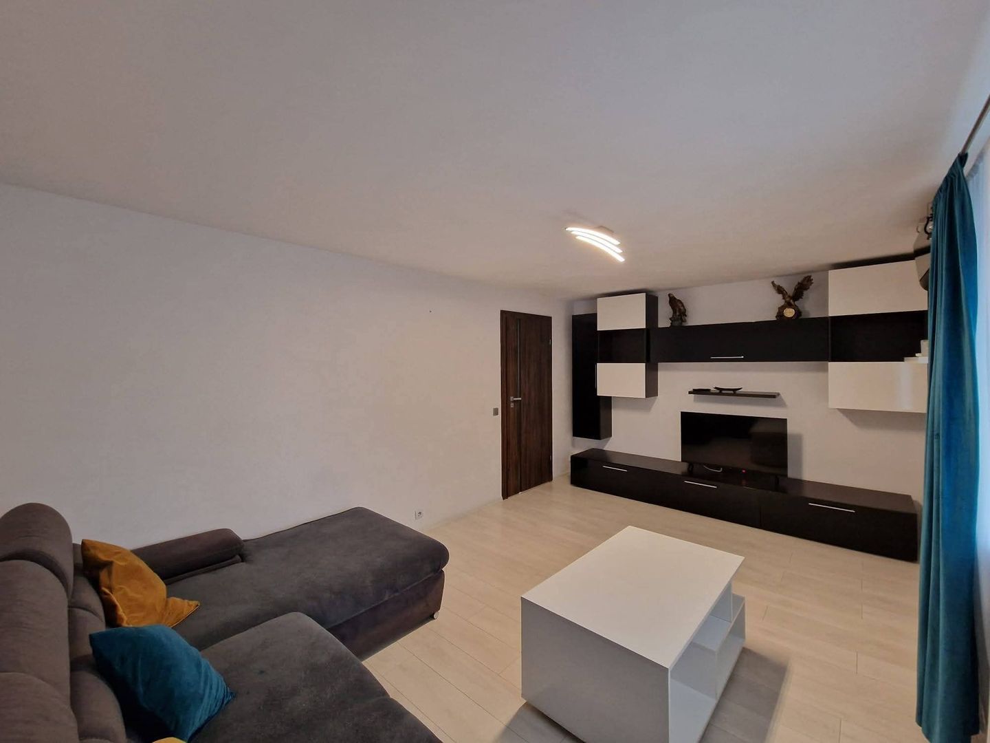 Apartament 2 camere- Cornitoiu - Poză 4