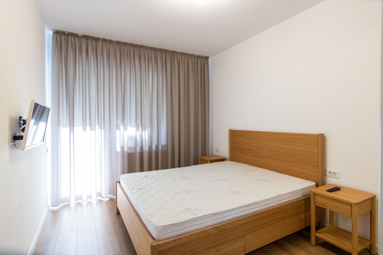 2 Camere, 2 balcoane, mobilat, PARCARE SUBSOL INCLUSA, 3 minute Metrou Pacii - Poză 1