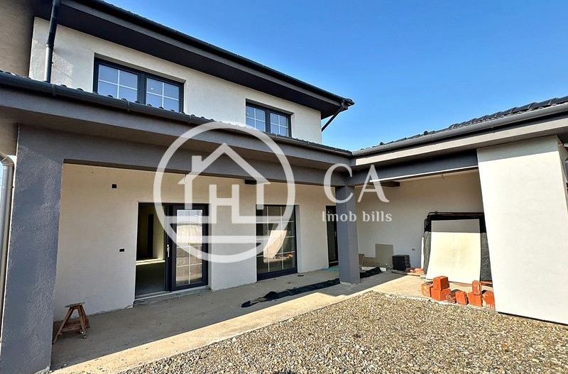 Casă de vânzare P+E cu 4 camere în zona Nufărul, Oradea - Poză 4