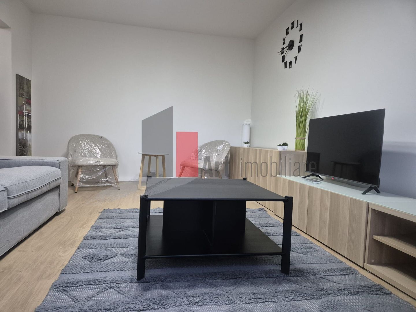 Inchiriez apartament 4 camere, complet renovat, - Poză 3