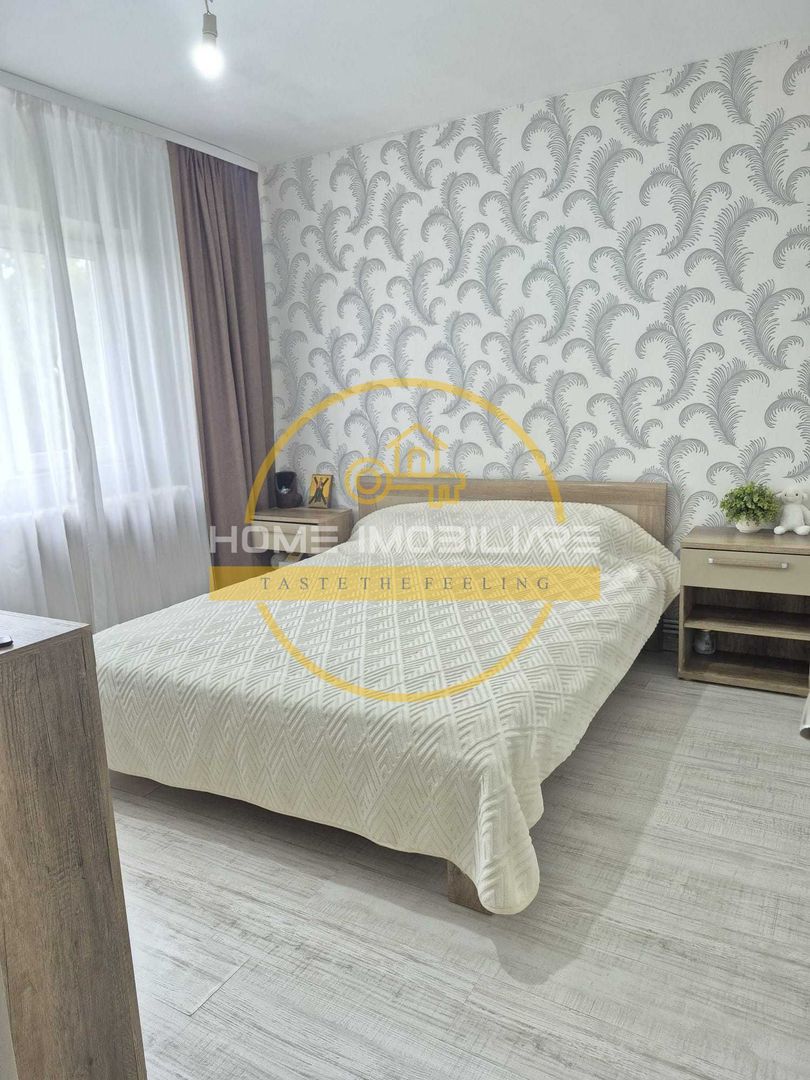 Etaj 3-Apartament 3Camere-Decomandat 72mp/Bloc din 1982-Zona Nicolina 2! - Poză 1