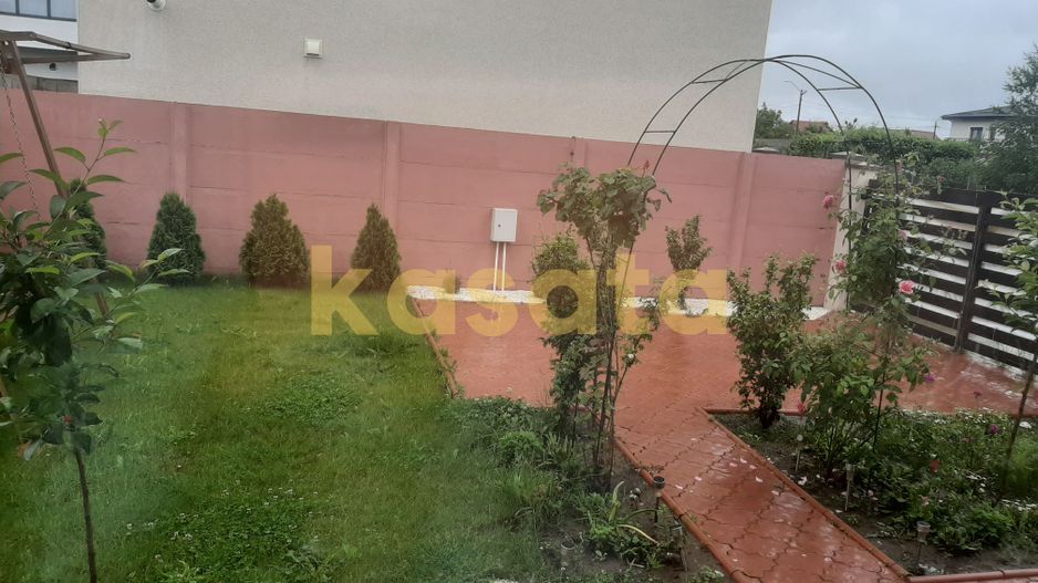 Casă individuală 3 camere de vânzare | Tunari | curte proprie - Poză 18