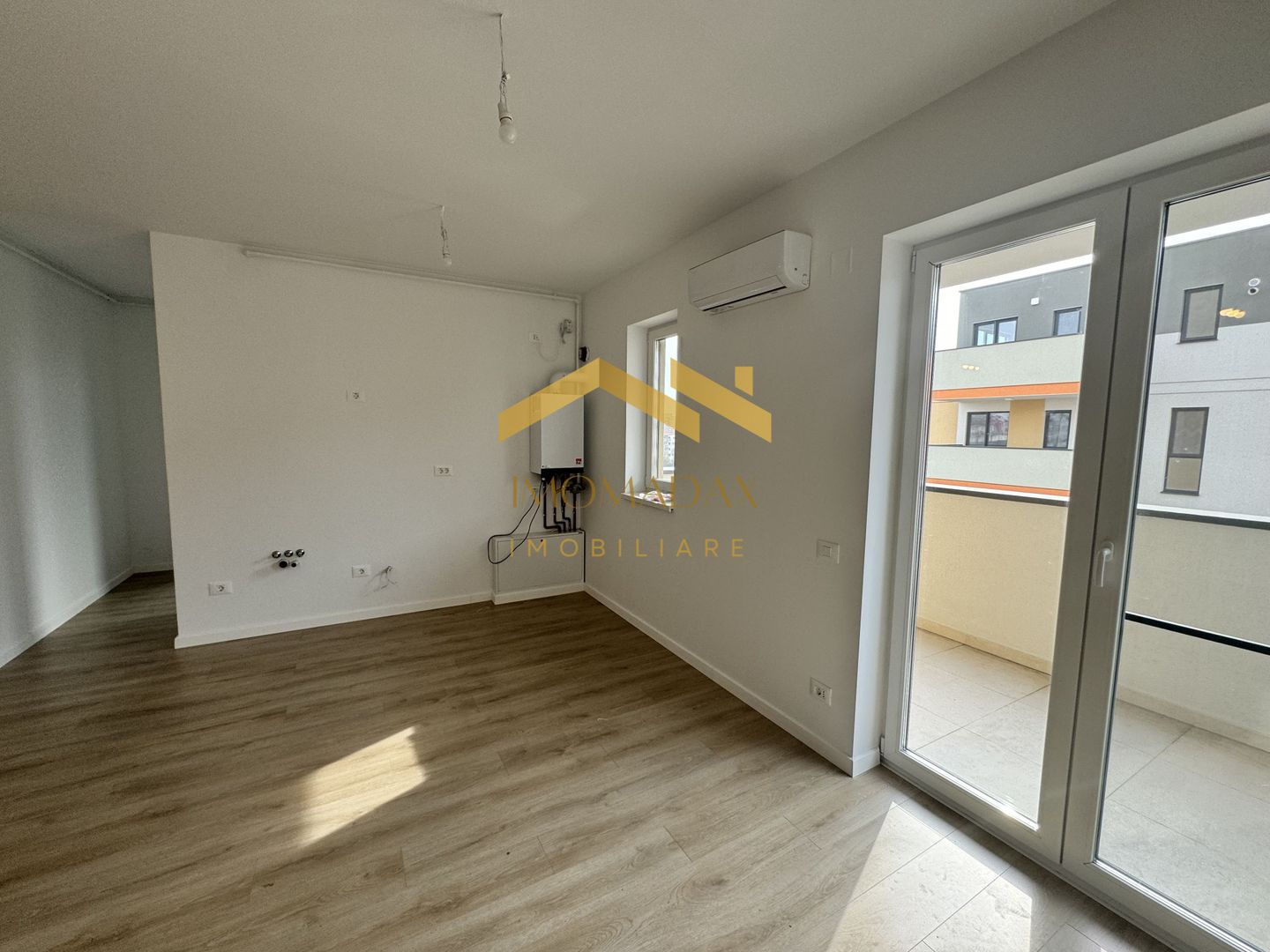 Aradului- 2 Camere-Etaj 1 - Poză 6