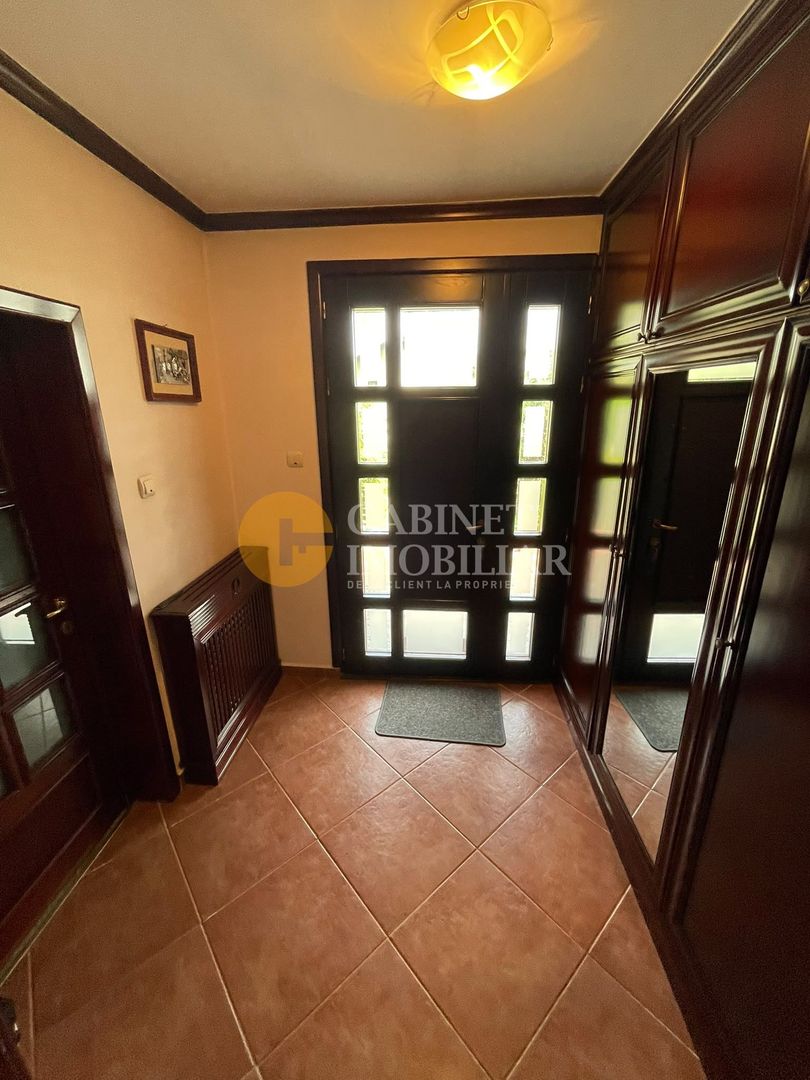 Vila Miroslava 5 camere - 1000 mp teren - mobilata - Poză 8
