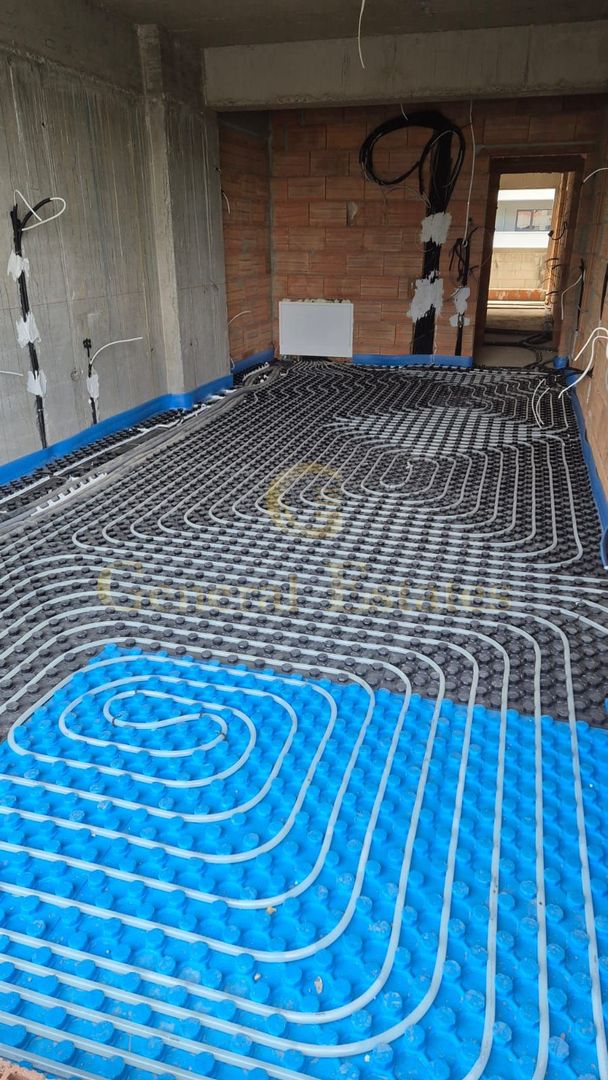 Apartament cu 2 camere, Tractoru, Brasov - Poză 9