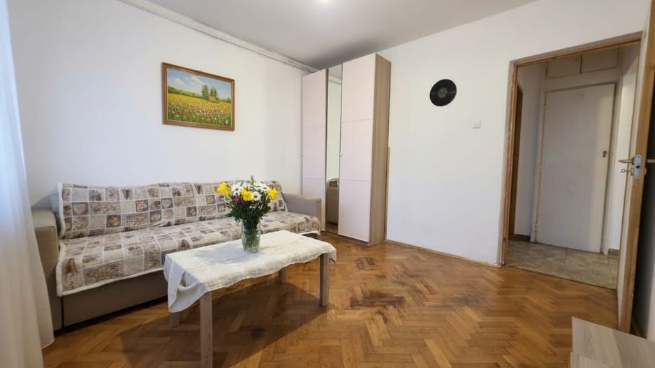 Apartament ingrijit- 2 camere-  5min de M. Piata Sudului - Poză 6