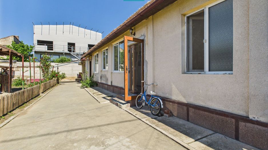 Casă cu 4 camere în Pârneava - Poză 2