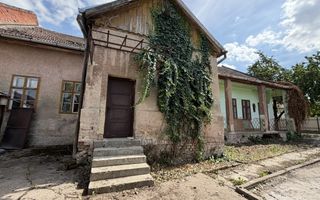 Casă de renovat cu teren 557 mp, central Str. Gh. Barițiu - Carei - Poză 7