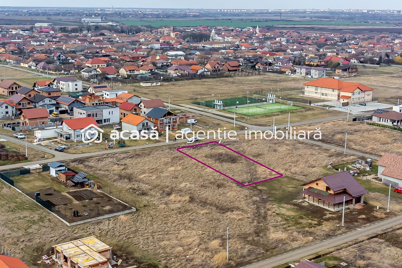 Teren intravilan generos în cartierul nou din Fântânele - Poză 1