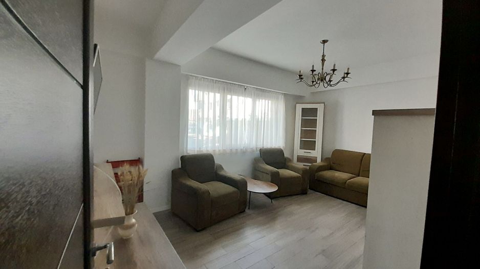 APARTAMENT LA PRIMA INCHIRIERE CU CURTE - Poză 4