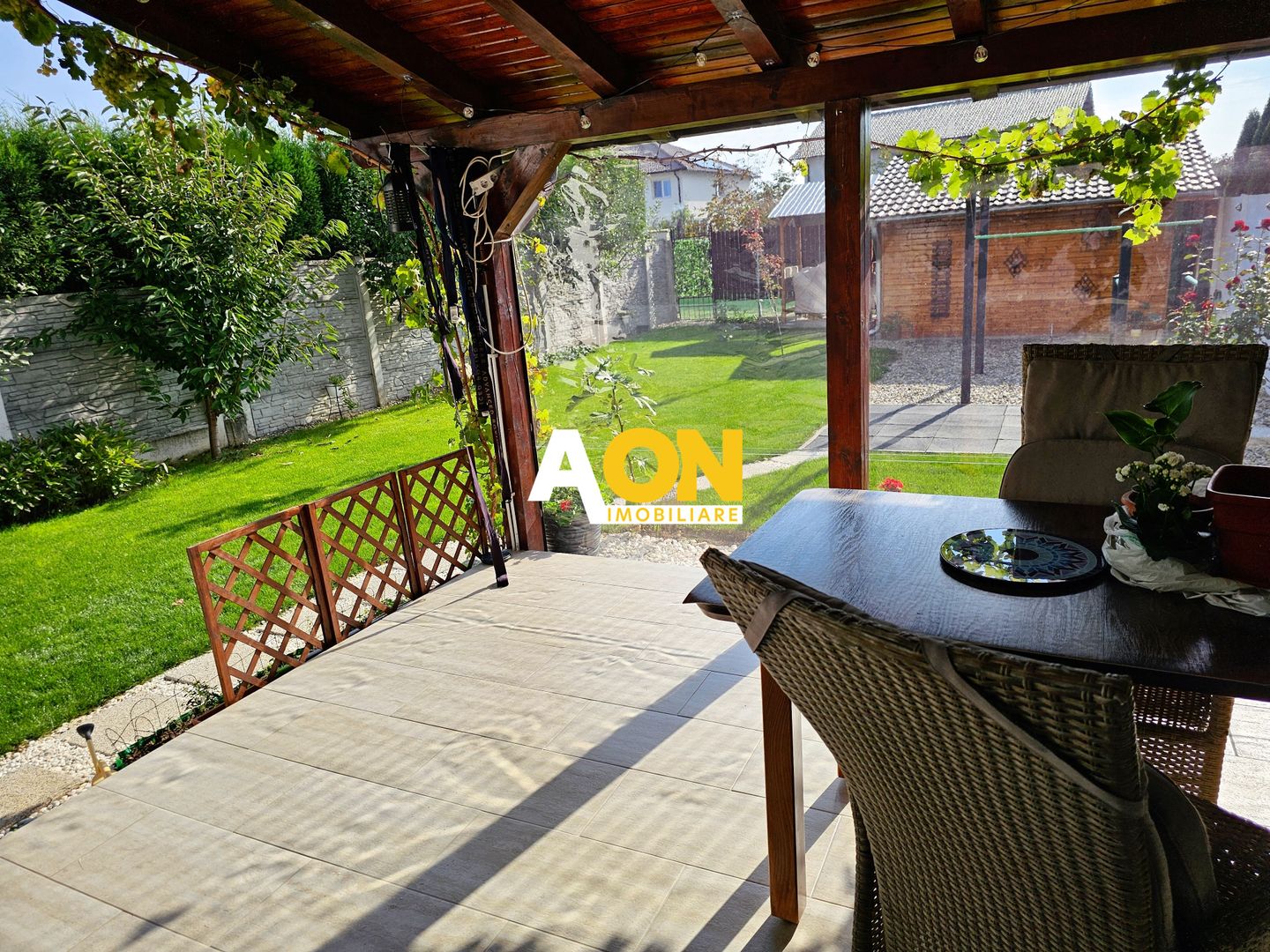 1/2 Duplex, 4 camere, 342 mp teren, strada asfaltata, Cetate - Poză 3