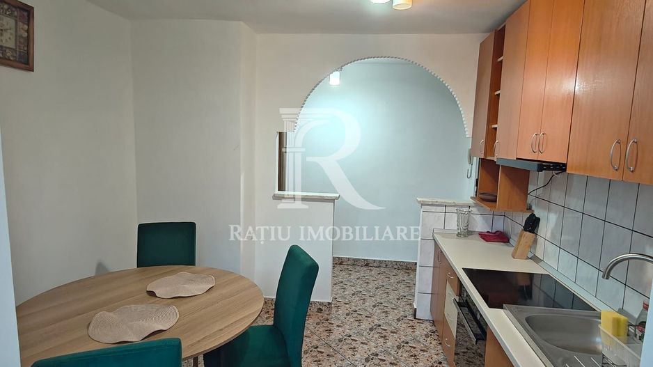Apartament cu 3 camere | Calea Aradului | Etajul 2 | Oradea - Poză 5