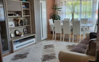 Duplex mobilat, 400 mp teren – aproape de mall - Poză 1