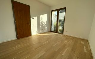 Casa cu 5 camere - Dumbravita - Poză 11