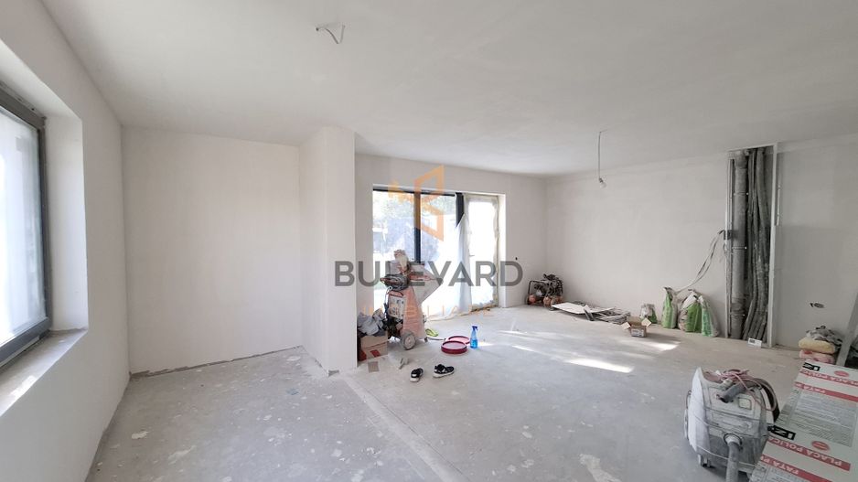 Casa tip duplex, curte libera 200 mp, in cartier Europa! - Poză 8