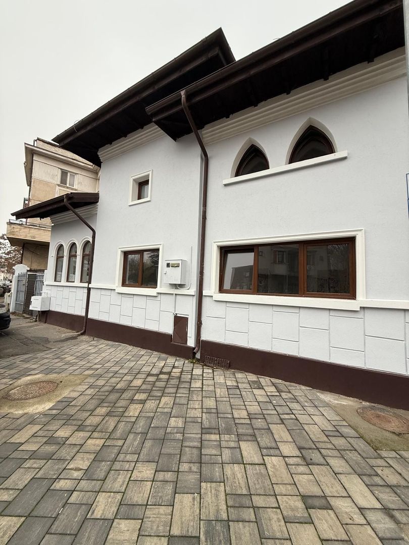 Vila individuala Icoanei Dacia - Poză 1