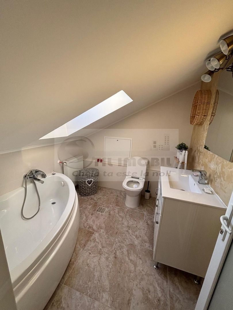 Apartament 4 camere, LUX, Capat CUG- 650 EURO - Poză 21