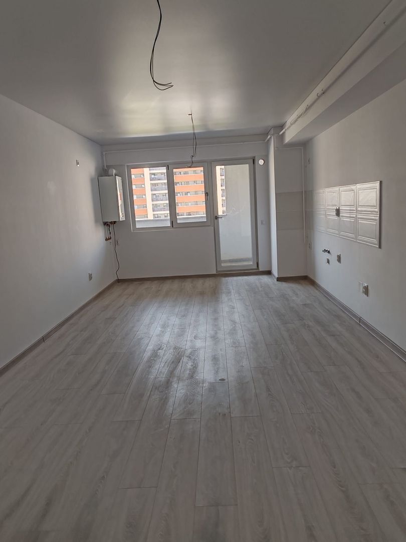 Apartament 2 camere Living+ Bucatarie 50 mp Copou 100500 euro - Poză 1