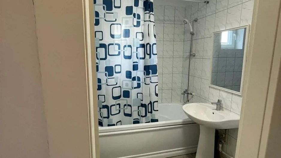 AP. 3 CAMERE CRANGASI, BUCATARIE INCHISA, MOBILAT/UTILAT COMPLET - Poză 5