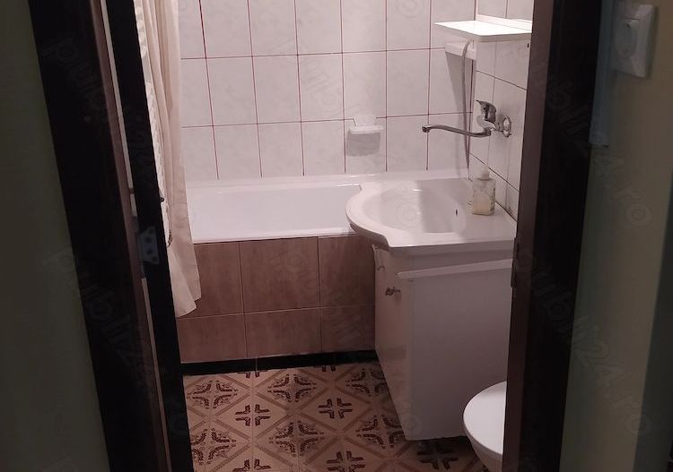 Vand apartament 2 camere decomandate, M15, etajul 7, lifturi noi - Poză 5