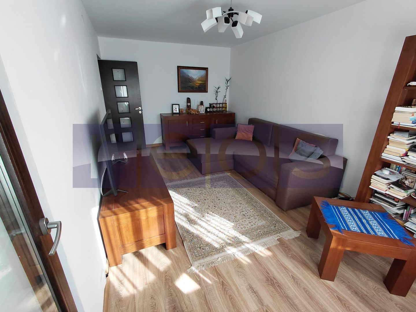 VANZARE 3 CAMERE DECOMANDAT DRISTOR - Poză 2