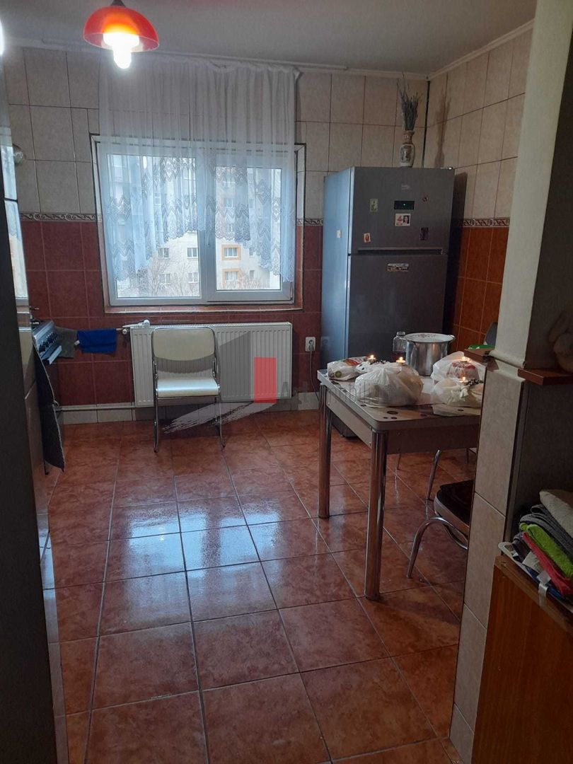 APARTAMENT 3 CAMERE SEBASTIAN-DUMBRAVA NOUA - Poză 4
