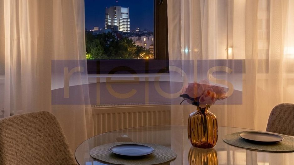 VANZARE APARTAMENT 2 CAMERE 43MP ULTRACENTRAL UNIVERSITATE FARA RISK RENOVAT - Poză 1