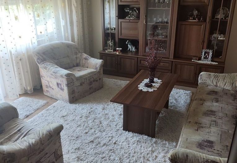 BRASADAS vinde ap 2 cam etaj 4/4 Micro 17. - Poză 1