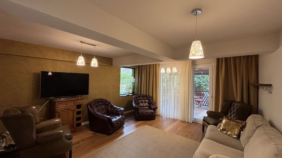 Apartament privat la casa la 5 minute de Piața Victoriei - Poză 36