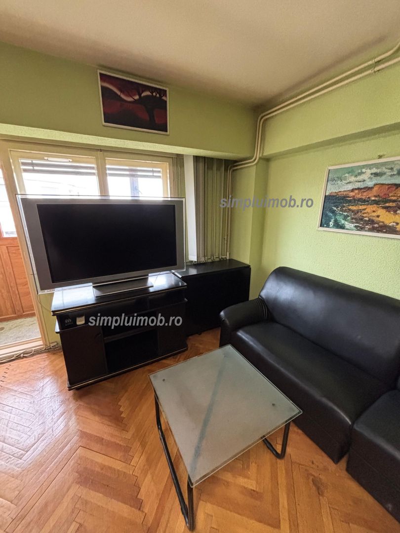 Unirii Decebal 3 camere decomandat 80 mp - Poză 4