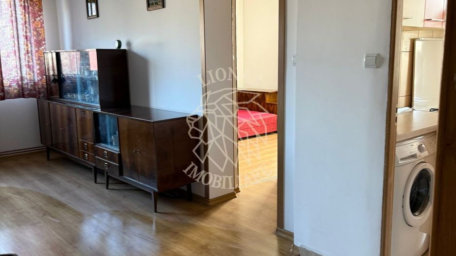 Apartament 2 camere 55 mp con.-etaj 1- Zona Decebal - Poză 3
