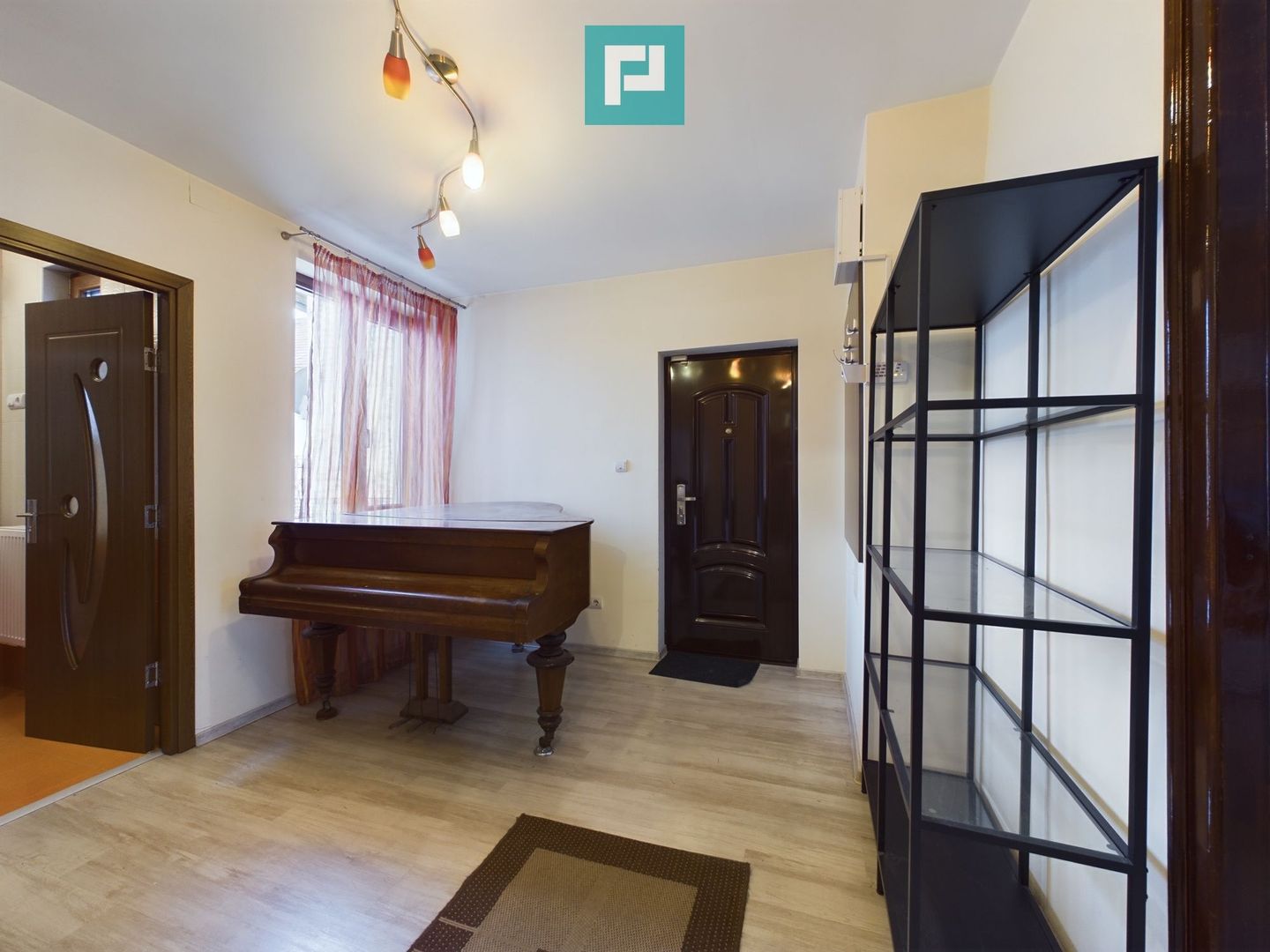 Apartament 3 camere Ultracentral - Poză 4