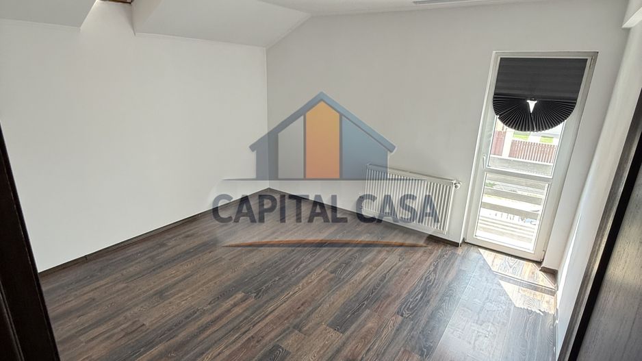 ​Vilă superbă de închiriat în Corbeanca (Sat Stratu) – Curte generoasă - Poză 11