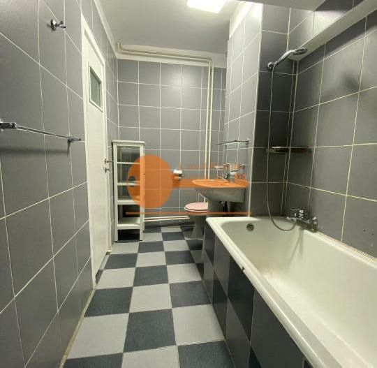 4 camere Lujerului la 3 minute de metrou si tramvai 41 - Poză 12