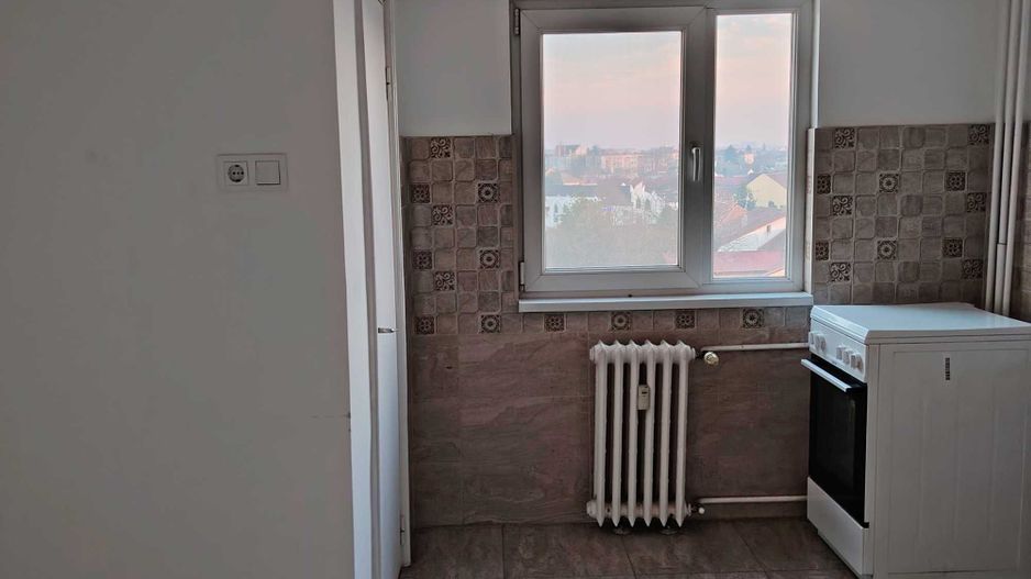 Apartament 3 camere decomandat zona Sagului Kaufland - Poză 3