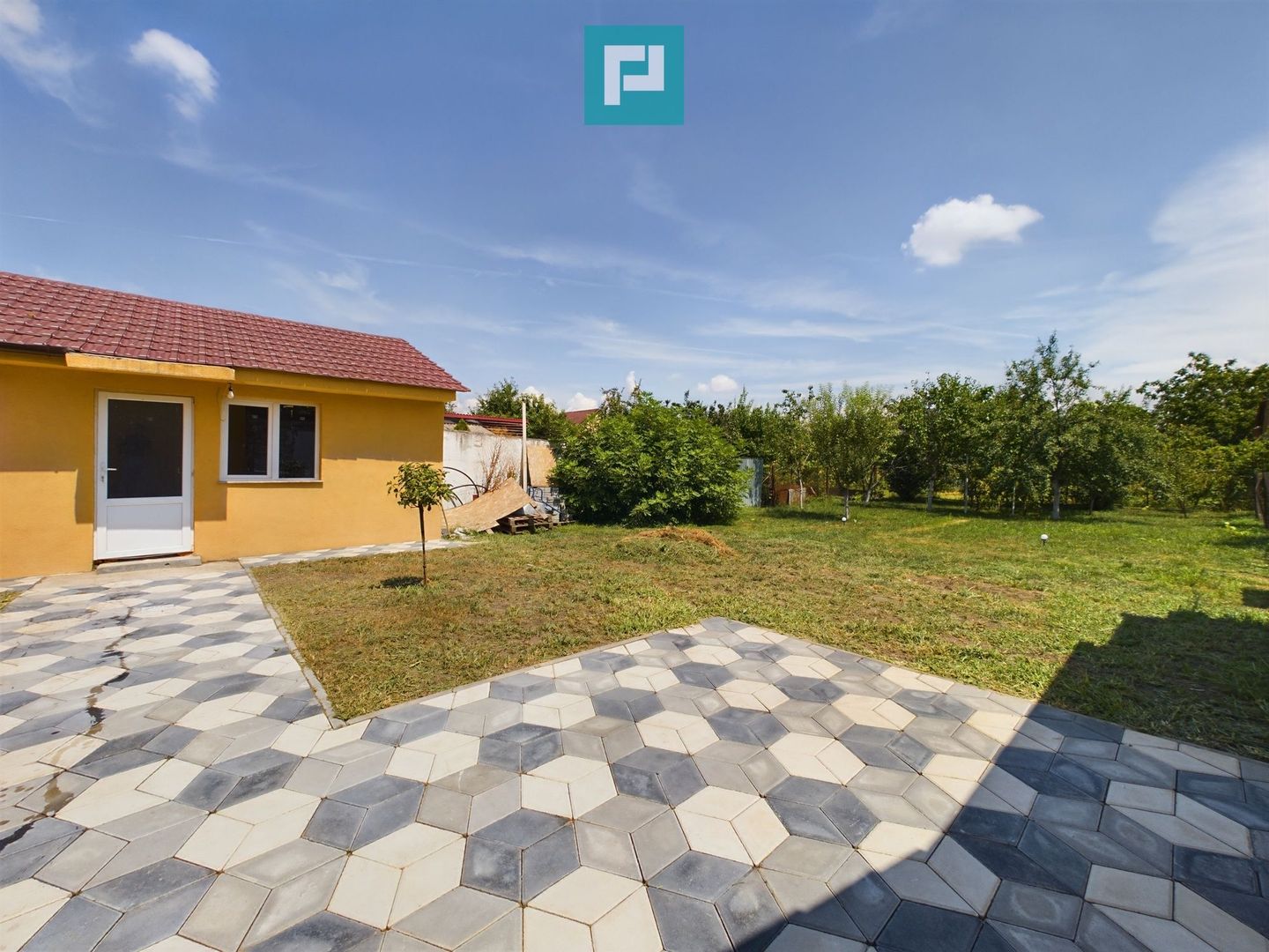 Casă P+M în Bujac - Poză 4