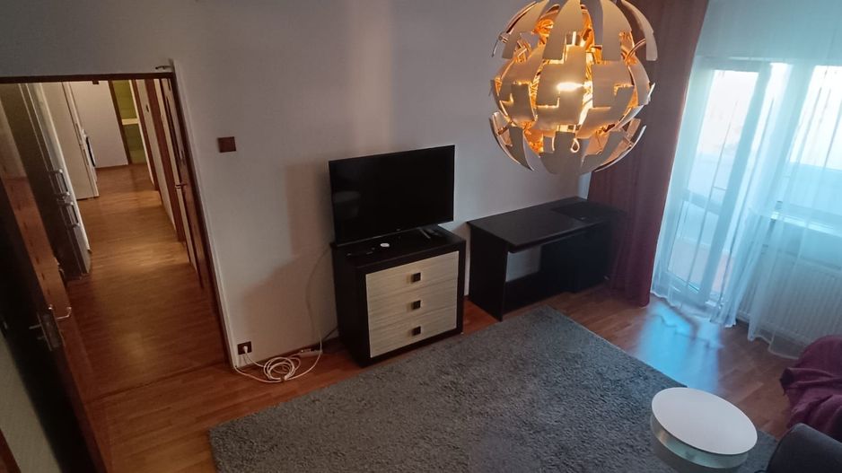 Inchiriez Ap. de 3 camere Decomandat Gorjului - Poză 5